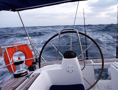 Les Bases Nautiques  près du Camping Les Sirènes 3 étoiles