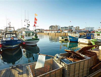 Grandes marées sur la côte vendéenne à St Jean de monts près du Camping Les Sirènes 3 étoiles