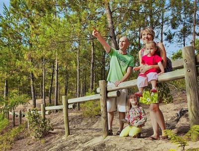 Balade en famille en forêt Saint-Jean-de-Monts en Vendée
