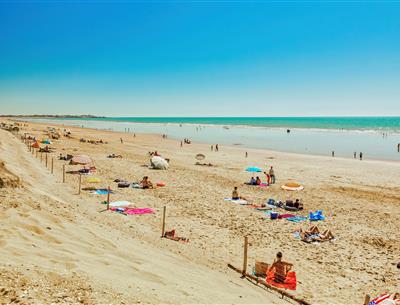 Plage de Saint-Jean-de-Monts en Vendée près du Camping Les Sirènes 3 étoiles