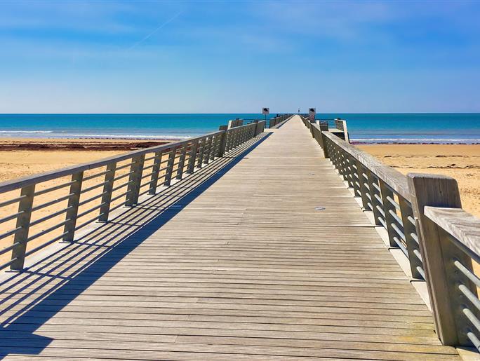 Plage de Saint-Jean-de-Monts en Vendée près du Camping Les Sirènes 3 étoiles