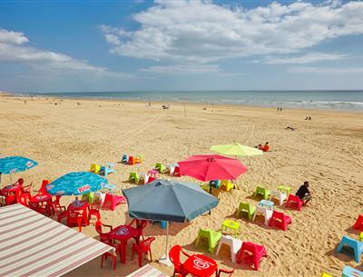 Plage de Saint-Jean-de-Monts en Vendée près du Camping Les Sirènes 3 étoiles
