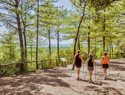 Marche nordique itinéraire Saint-Jean-de-Monts en Vendée près du Camping Les Sirènes 3 étoiles