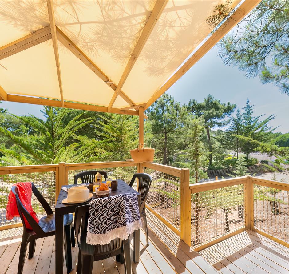 terrasse  du Cottage 2 pers 4 fleurs 