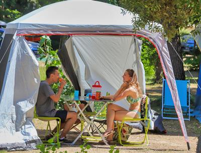 Emplacements nus sans électricité au camping Les Sirènes à Saint-Jean-de-Monts
