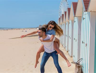 Plage de Saint-Jean-de-Monts en Vendée près du Camping Les Sirènes 3 étoiles