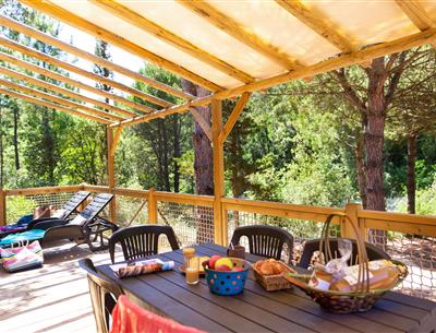 Terrasse du Cottage 6 personnes 3 chambres 4 fleurs