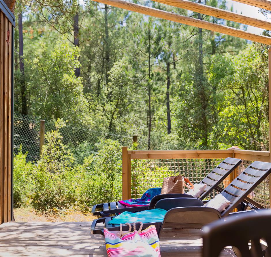 Terrasse du Cottage 6 personnes 3 chambres 4 fleurs 