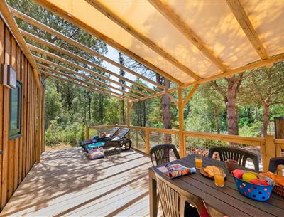 Terrasse du Cottage 6 personnes 3 chambres 4 fleurs