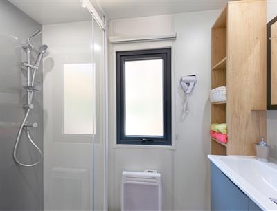 Salle de bain du Cottage 6 personnes 3 chambres 4 fleurs