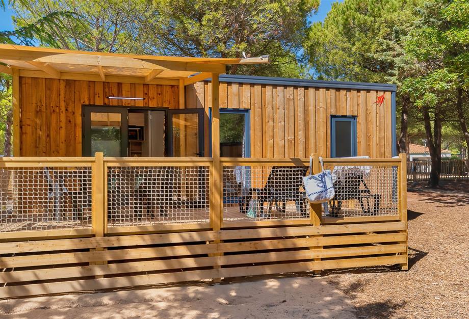 Vue extérieure du Cottage 5 pers 3 fleurs - CAMPING**** Les Sirènes