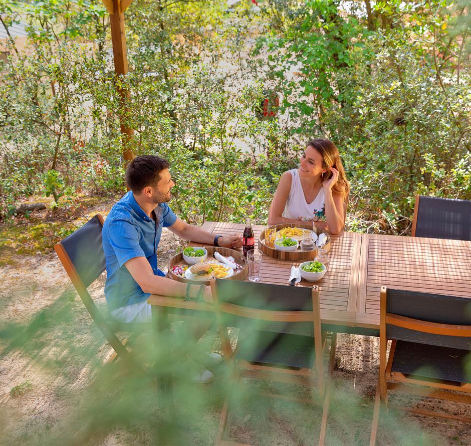 Service Snack Bar et épicerie au Camping Les Sirènes 3 étoiles à Saint-Jean-de-Monts 