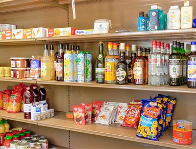 Service Snack Bar et épicerie au Camping Les Sirènes 3 étoiles à Saint-Jean-de-Monts