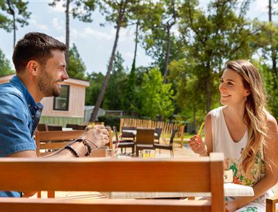 Service Snack Bar et épicerie au Camping Les Sirènes 3 étoiles à Saint-Jean-de-Monts