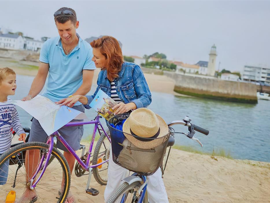 Pistes cyclables à Saint Jean de Monts en Vendée près du Camping Les Sirènes 3 étoiles - CAMPING**** Les Sirènes