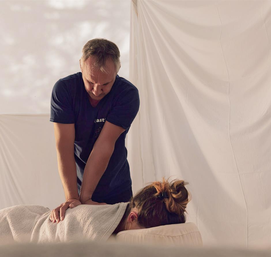 Massage de bien être au camping Les Sirènes 43 étoiles à Saint-Jean-de-Monts 