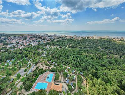 Plage de Saint-Jean-de-Monts en Vendée près du Camping Les Sirènes 3 étoiles