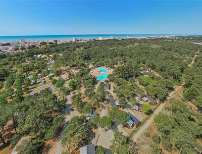 Plage de Saint-Jean-de-Monts en Vendée près du Camping Les Sirènes 3 étoiles