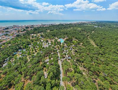 Plage de Saint-Jean-de-Monts en Vendée près du Camping Les Sirènes 3 étoiles